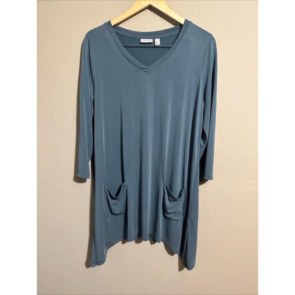LOGO by Lori Goldstein Women's Green V Neck Tee w/ 3/4 Sleeve & Pockets Size M